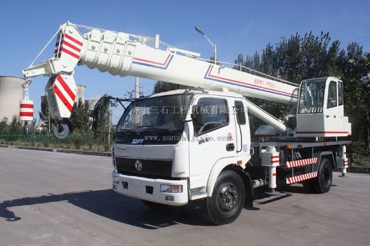 點(diǎn)擊查看詳細信息<br>標題：12-16噸汽車(chē)吊 閱讀次數：4200